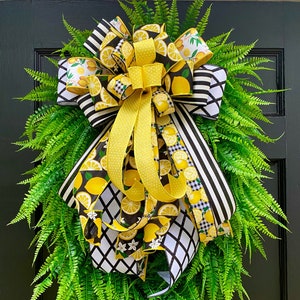 Beautiful Greenery Wreath , Farmhouse Front Door Decor, Year-Round Gift Idea