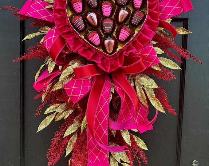 Valentine Swag Wreath with Chocolate Strawberries, Pink & Red Door Swag, Luxury Heart Wreath, Front Door Valentine Decor, Romantic Porch