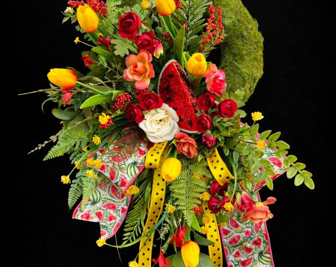 Watermelon Moss Wreath, Small Summer Wreath, Tulip Door Wreath, Ladybug Summer Decor, Moss Grapevine Wreath, Farmhouse Spring Door Hanger,