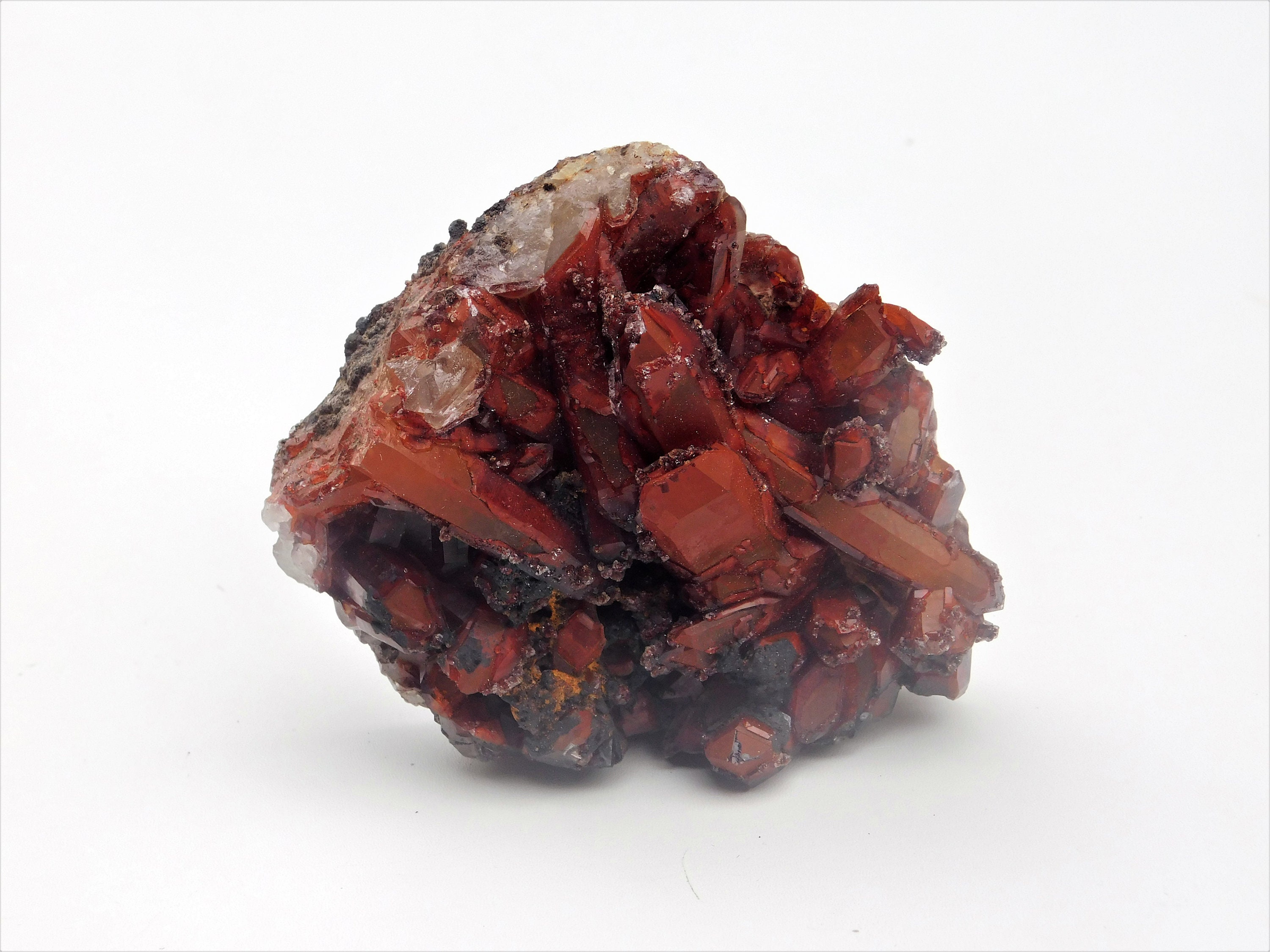 Quartz Hématite 9 X 7.5 3.3 Maroc