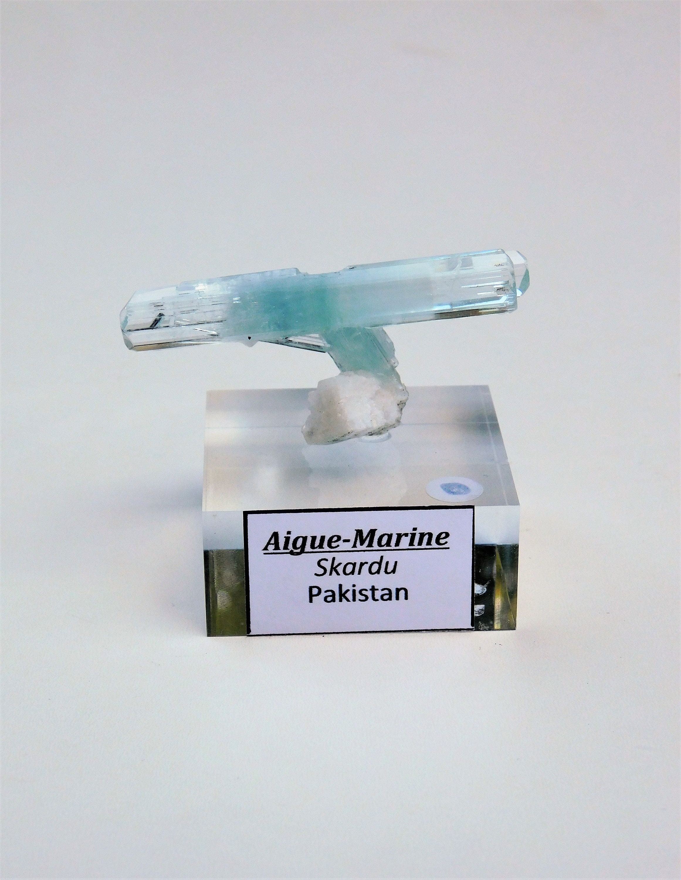 Aigue Marine 6 X 2.8 1.2 Pakistan