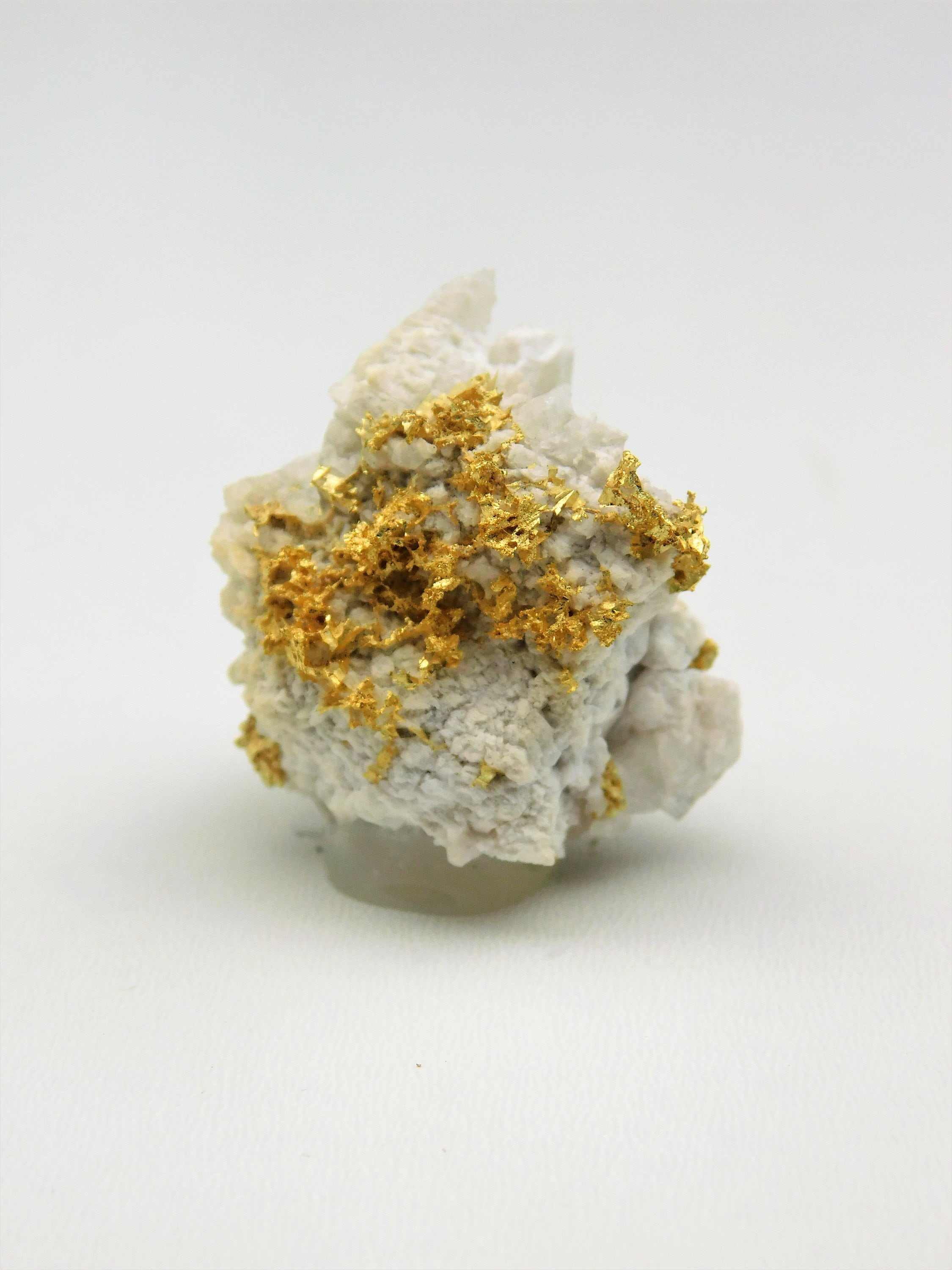 Or Natif sur Quartz France 2.8 X 2.5 2.2