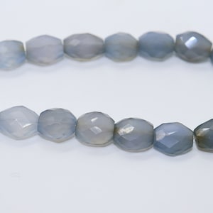 Natural Blue Chalcedony Shaded Oval faceted beads, Blue Chalcedony Faceted Beads, Rare To Find Chalcedony Beads, Shaded Beads,