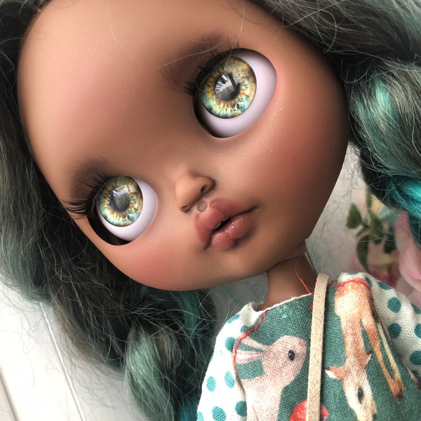 blythe doll custom ooak,  blythe repaint, blythe dolls natural hair , blythe custom tbl, collect doll blythee