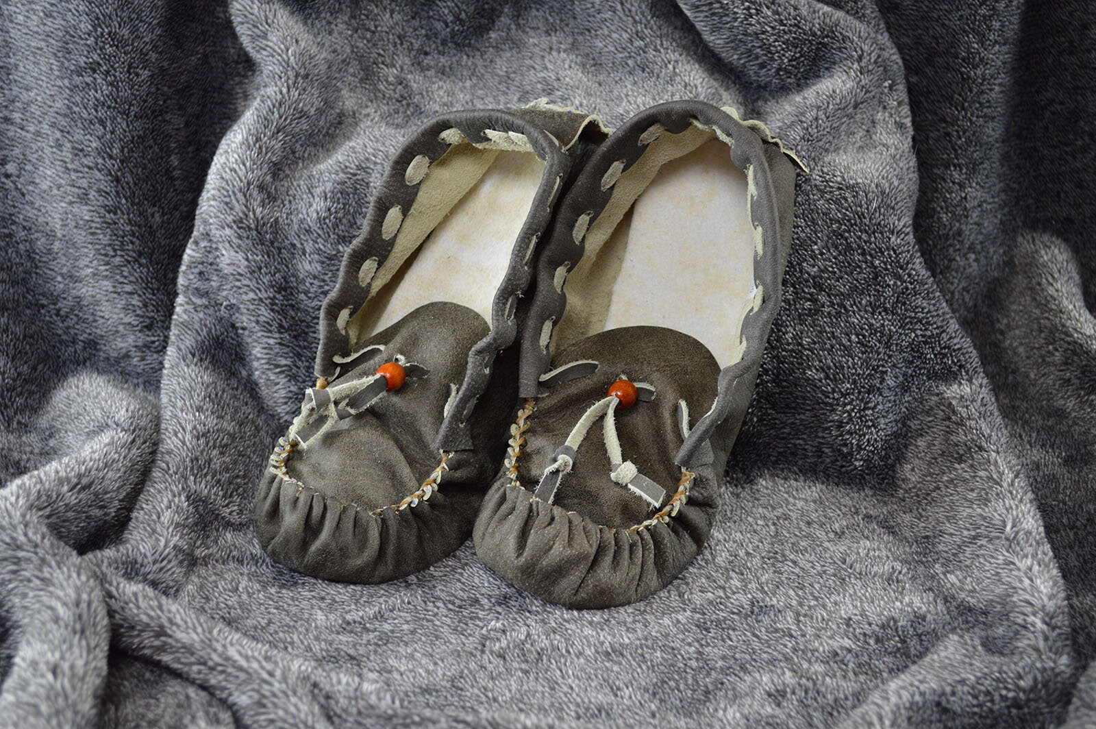naturalizer moccasins