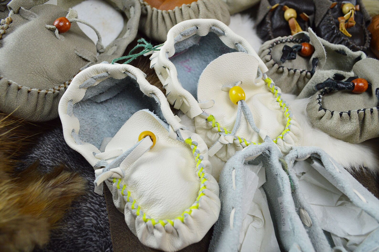 naturalizer moccasins