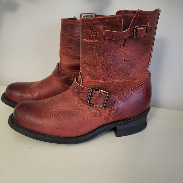 Frye Engineer 8r BIKER boots red leather boots womans size 40