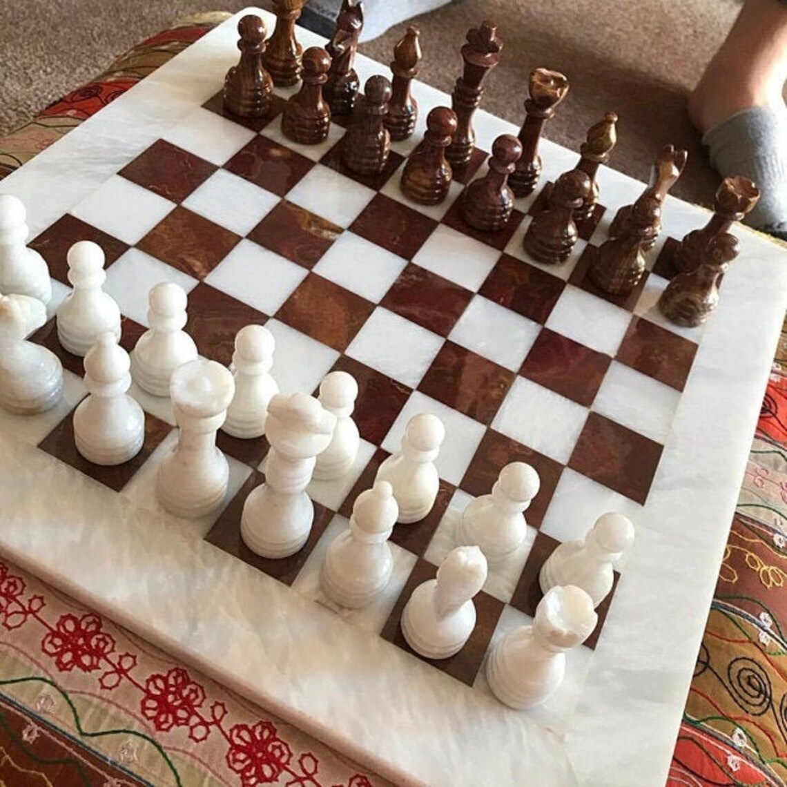 Vintage 16 Queen's Gambit Handmade Marble Chess Set