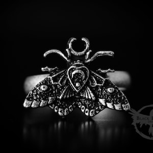 Celestial Moth Ring Witchy Ring Gothic Jewellery Adjustable Ring Wiccan creature Insect Jewellery Ring