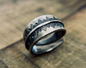 Anillo tibetano de plata esterlina 925 - Anillo de banda abierta gruesa - Anillo ajustable - Joyería Wanderlust - Anillo de envoltura de plata - Anillo de estilo boho