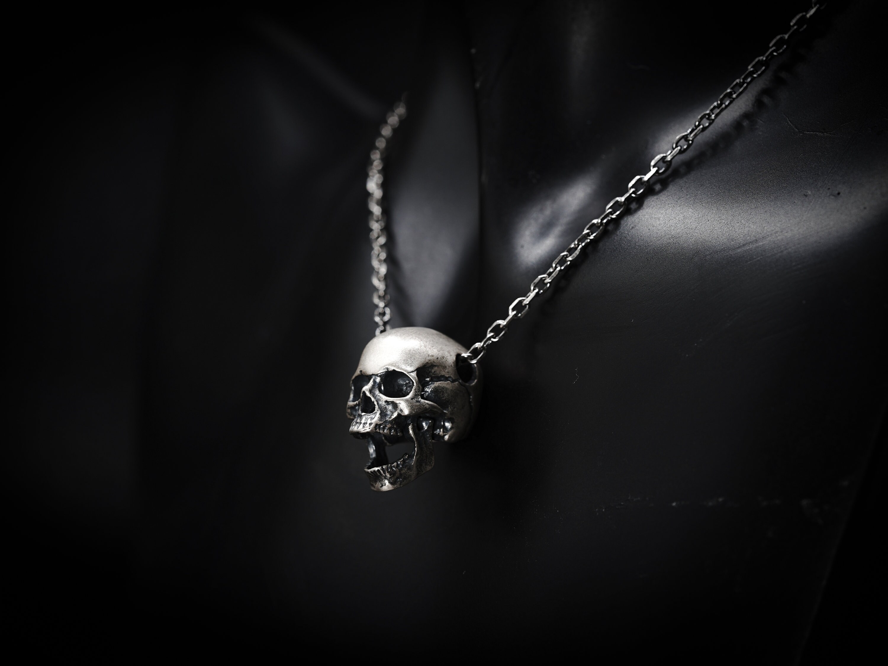 Antique Vintage silver skull pendant opens Man's Biker