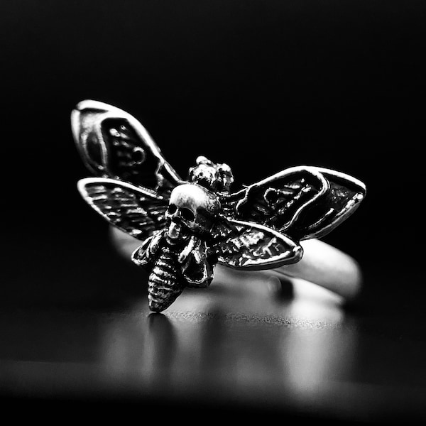 Adjustable Death Head Moth Ring - Bug Ring - Gothic Alternative Jewellery - Dark Jewellery