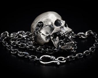 925 Sterling Silver Skull Pendant - Memento Mori Necklace - Anatomical Skull - Goth Jewellery