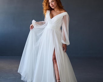 Classic wedding dress long sleeve / Simple Wedding Dress / Bridal gown Veronika