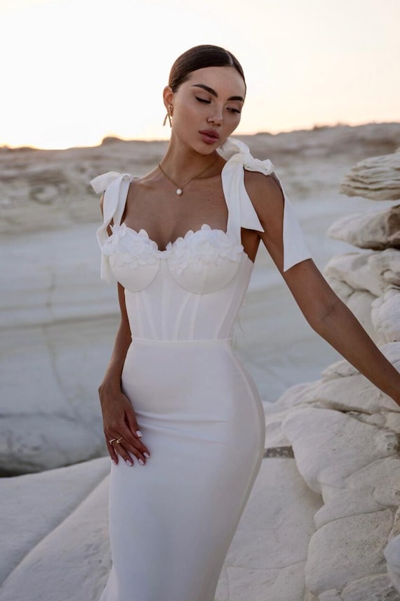 short fitted red homecoming dresses Off the Shoulder Mermaid Corset Outdoor Wedding Dress