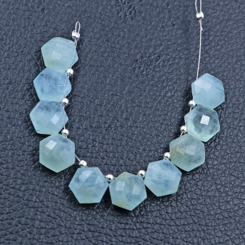 10 pieces natural Aquamarin pantagon shape 10X12 drilled gems Aquamarin stone beads,side drilled natural Aquamarin pantagon size 10X10 mm
