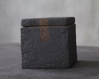 Barattoli e contenitori per tè in ceramica nera