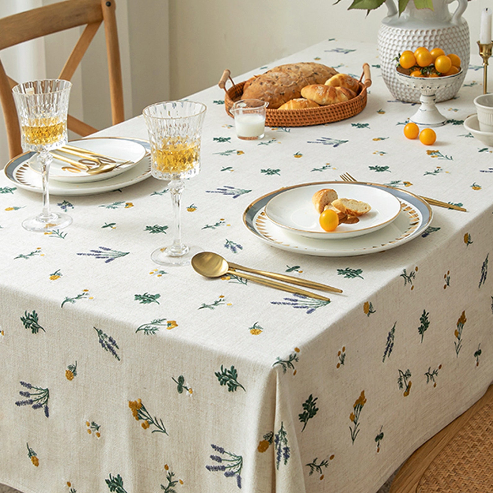 PointLine Cotton and linen embroidered tablecloth