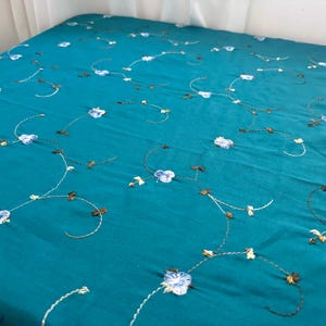 Cotton and linen tablecloth,Embroidery tablecloth,Custom tablecloth,Rectangle tablecloth,Oval tablecloth,Floral tablecloth,White,Beige,Blue