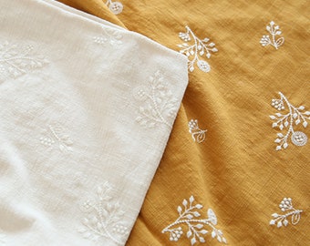 Mantel de algodón,Mantel bordado,Mantel personalizado,Mantel rectangular,Mantel blanco,Mantel amarillo,Regalo,Decoración,Azul,Rosa
