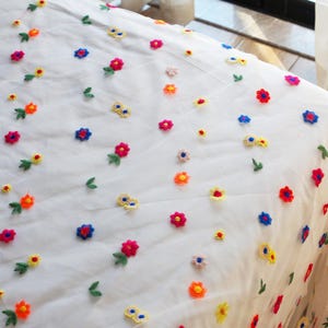 Lace tablecloth,Embroidered tablecloth,Wedding decor,Colorful tablecloth,Floral tablecloth,Party tablecloth,Rectangle tablecloth,Gifts