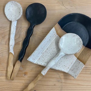Handgefertigter Keramik Löffel: Müsli, Salz, Cocktail-Rührer