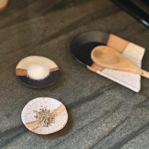 Ceramic Spice Dish | Handmade Salt Dish |  Pottery Tea Bag Tray | Coffee Spoon Rest | Elegant Jewelry Dish | Vanity Decor | Pottery Gift