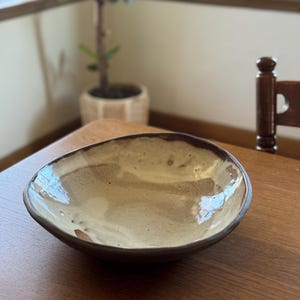 大型セラミック製サービングボウル、手作りストーンウェア陶器、職人技のテーブルセンターピース、オーガニックキッチン装飾
