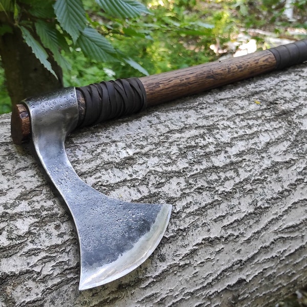 Francisca ax, Frank's battle axe, Viking ax, forged axe, throwing axe, tomahawk, hunter's ax, medieval weapons, bushcraft, battle ready ax