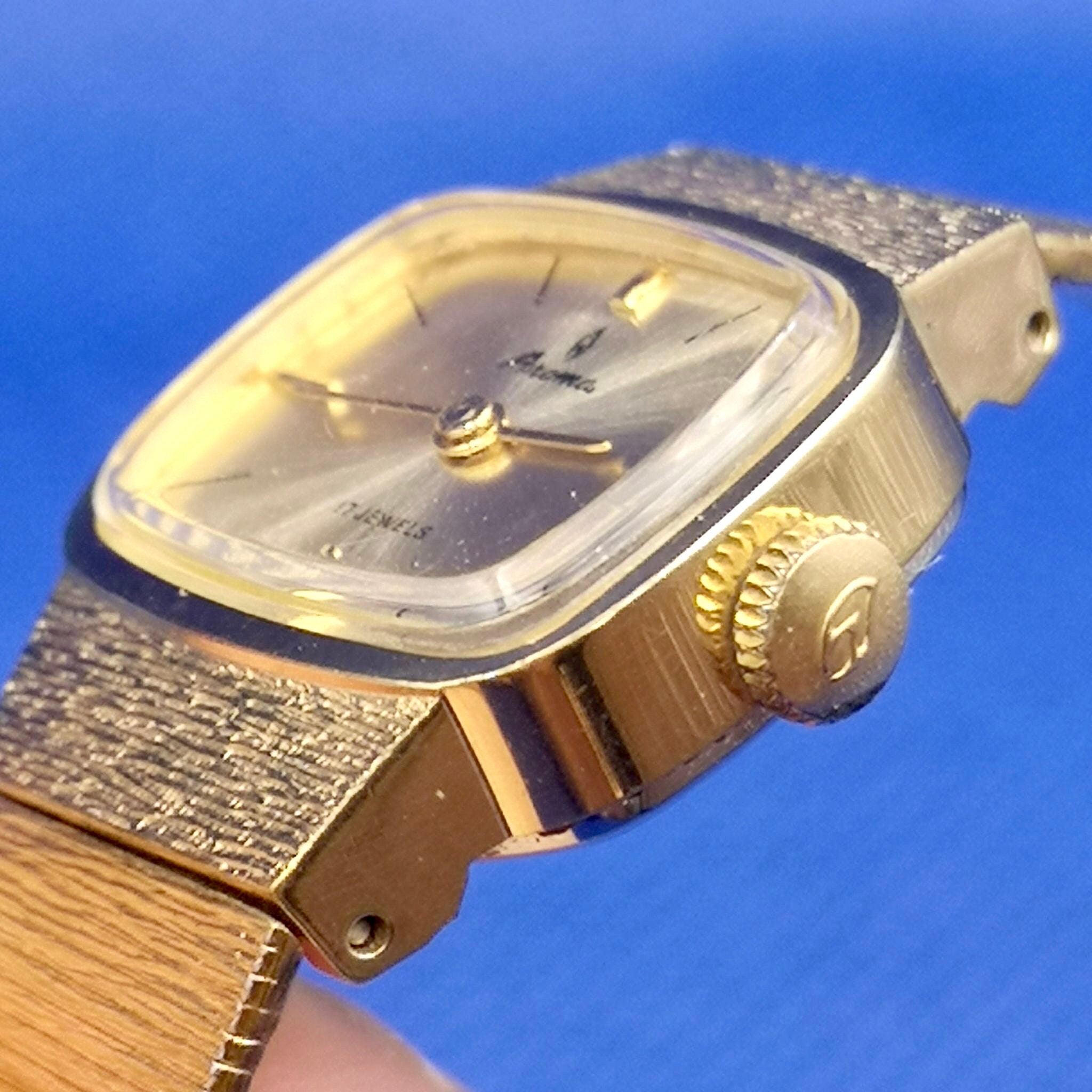 Vintage Aroma Hand-winding Lady Watch. - Etsy Hong Kong