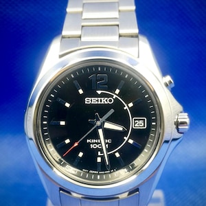 Vintage Seiko Kinetic 100 M Men’s quartz watch. 5M62-0CM0.