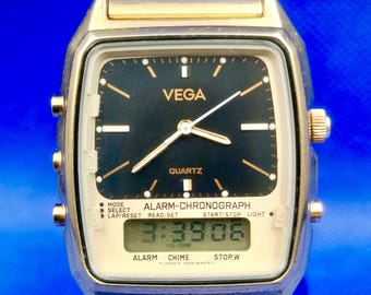 Vega ゴールド アナログ腕時計 レディースサイズ VEGA by Citizen ゴールドトーン メタル レディース腕時計