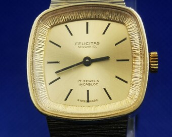 Vintage FELICITAS NEUCHATEL Gold Tone Metal Pendant Watch
