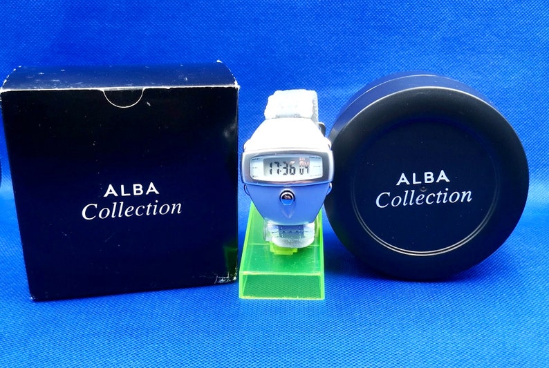 Vintage Alba spoon w626-4000 watch. image 2