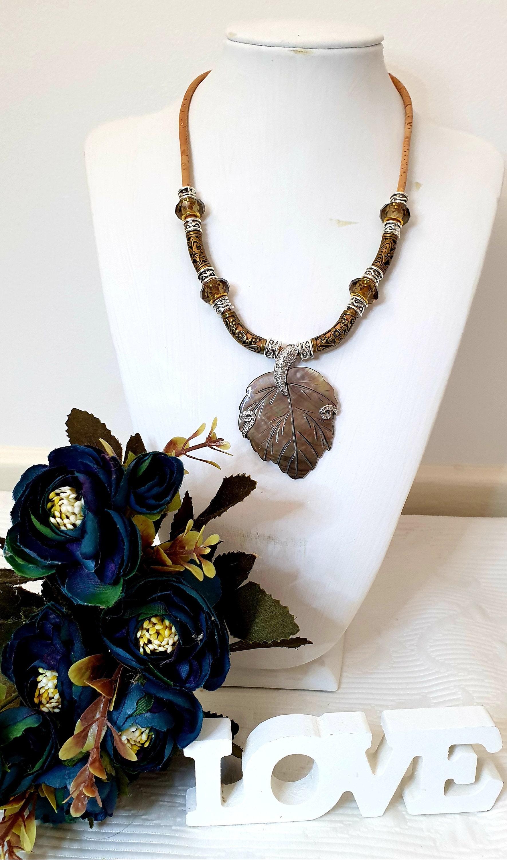Handmade Sustainable Cork Necklace With Shell Leaf Pendant Etsy Canada