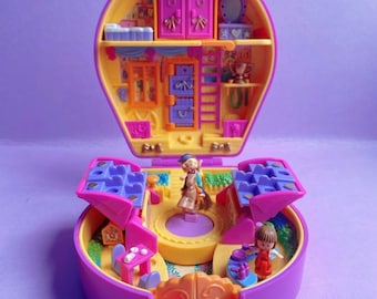 100% complete rarely find vintage 1994 Riding Pony Show polly pocket