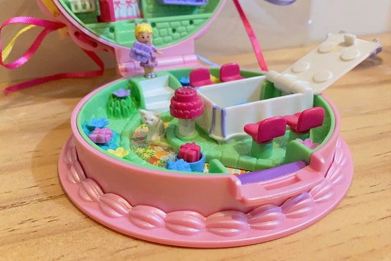Complete 100% Vintage 1994 Polly Pocket Birthday Surprise