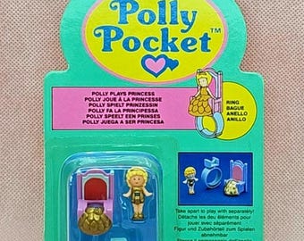 NIP 90s Vintage Polly pocket Ring Gold throne Ring New