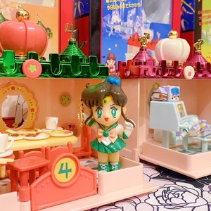 Château Sailor Mars vintage 1992 100 % complet jouant à une maison de poupée miniature Bandai image 4