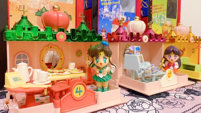 Château Sailor Mars vintage 1992 100 % complet jouant à une maison de poupée miniature Bandai image 4