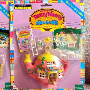 Very Rare - New Unopened complete Teeny Weeny Tales of Hope Valley Pot Cafe | similar to Polly Pocket | 90s vintage miniature toys