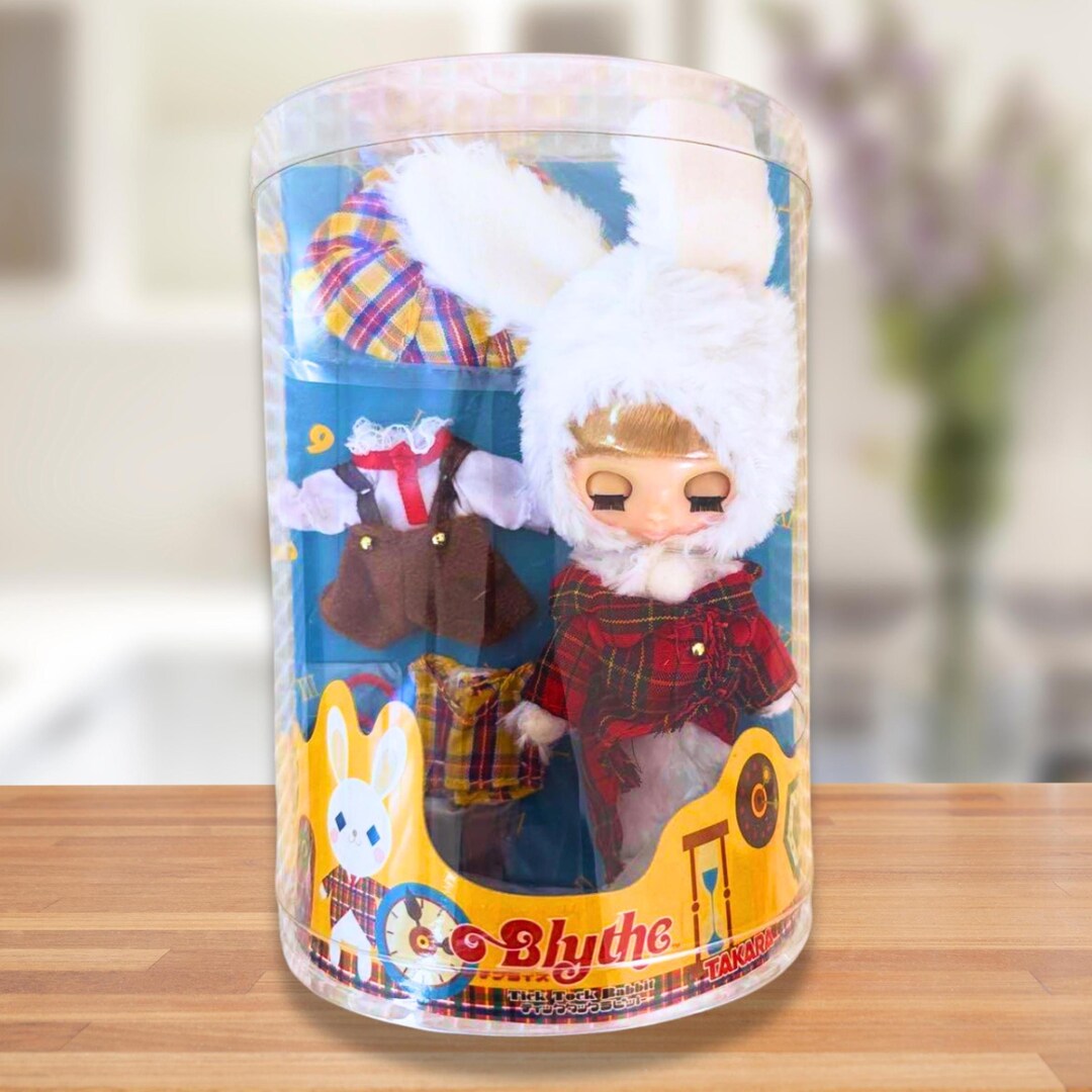 NIB 2005 Vintage Takara Petite Blythe CWC Limited Edition Tick-tock ...