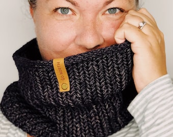 CROCHET PATTERN | Herringbone Cowl | Women's Infinity Scarf Pattern | Men's Neck Warmer | Adult Modern Crochet Tutorial | Stylish Winterwear