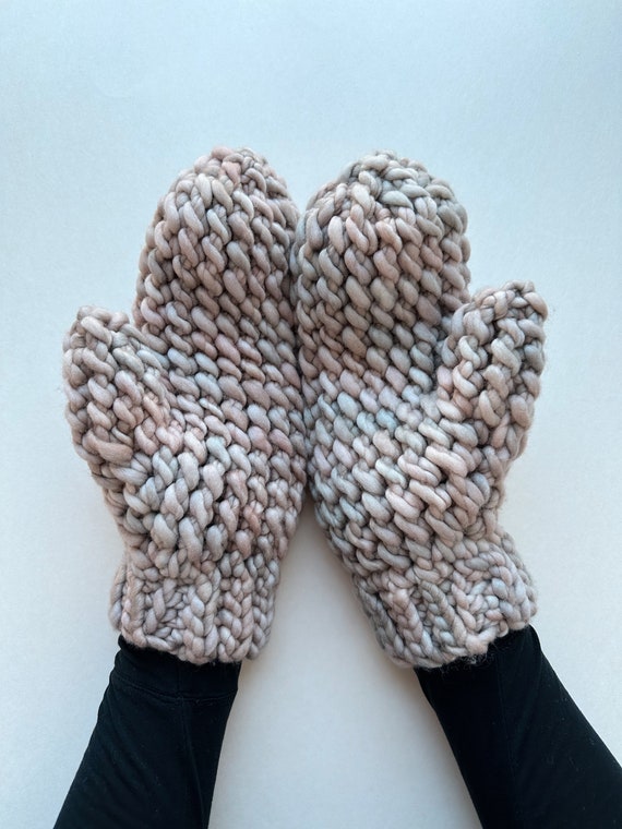 CROCHET PATTERN Sea Stone Mittens, Super Bulky Glove Pattern for Beginners, Winter Hand Warmers, Chunky Mittens for Women + Men