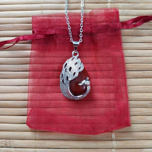 Magnifique collier pendentif en cristal de cornaline rouge orange naturel phénix paon bélier vierge sac en organza cadeau de fête des mères ou cadeau d'anniversaire
