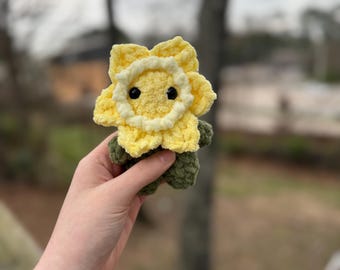 Crocheted Daffodil Plush Toy – March Birth Flower Botanical Plushie - Actually handmade