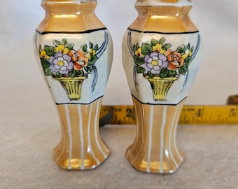 Lusterware Made in Japan Salt and Pepper Shakers