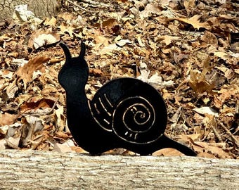Snail Metal Yard / Garden Art - Free Shipping