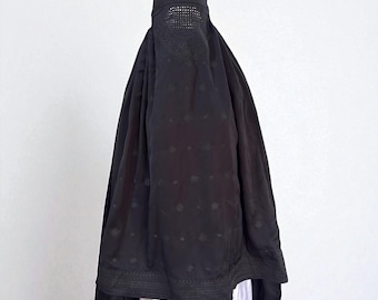 Klassieke zwarte zwaar geborduurde zwarte Afghaanse abaya: Nida stof topi boerkakaftan Chadri jilbab boerka islamitische sluier