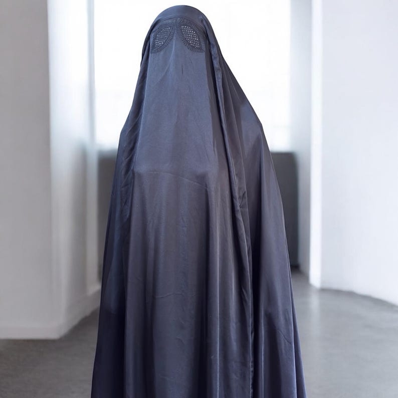 Handmade Islamic Kashmiri Burqa With Separate Eye Grills Sleeveless ...